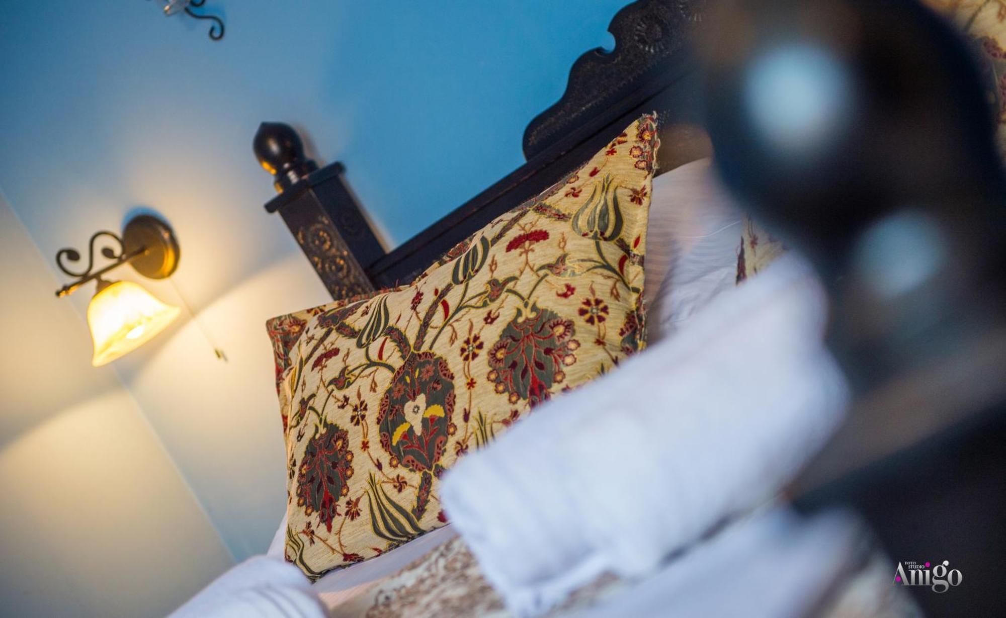 Apartments And Rooms Villa Sulejman موستار المظهر الخارجي الصورة