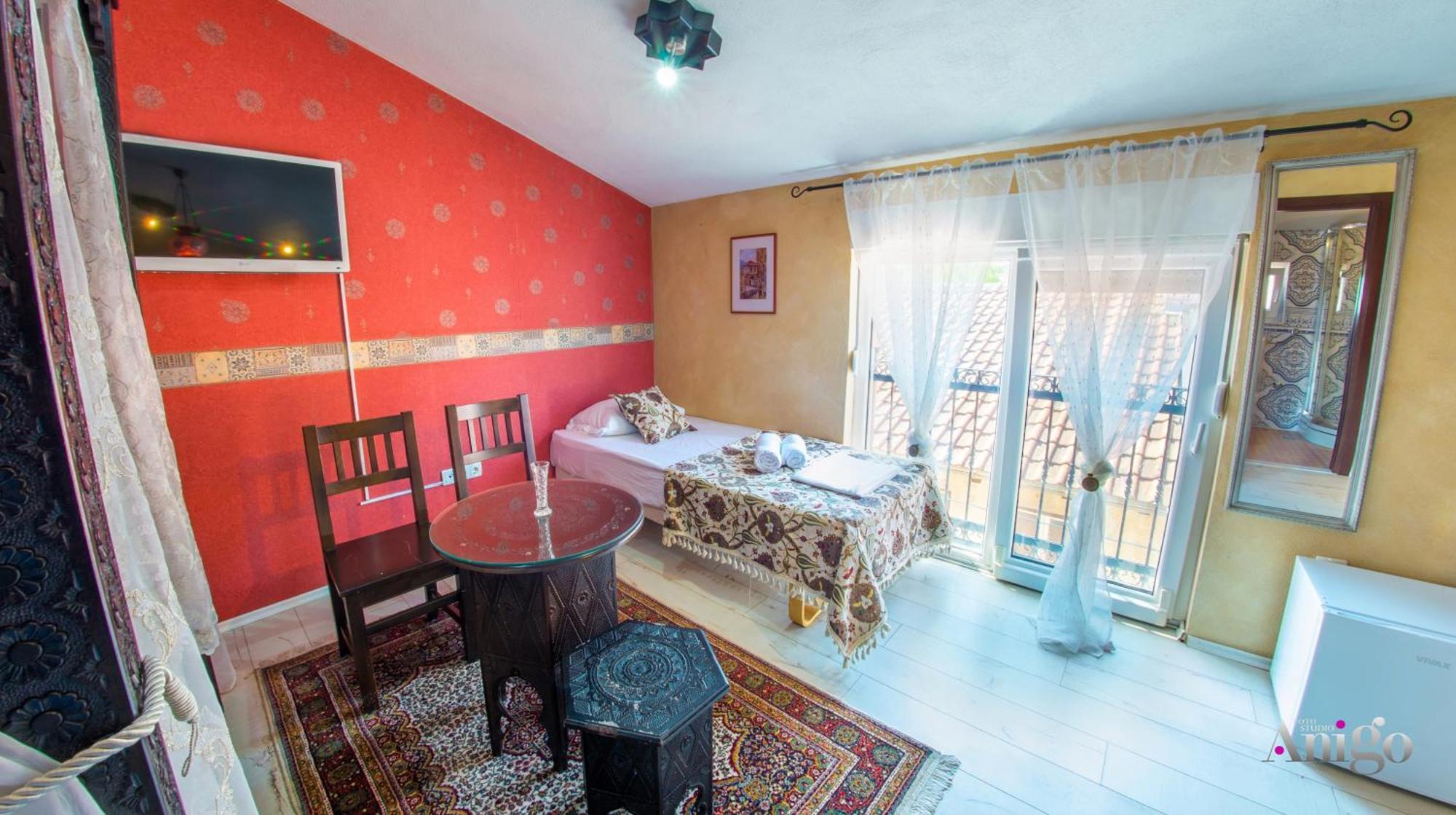 Apartments And Rooms Villa Sulejman موستار المظهر الخارجي الصورة
