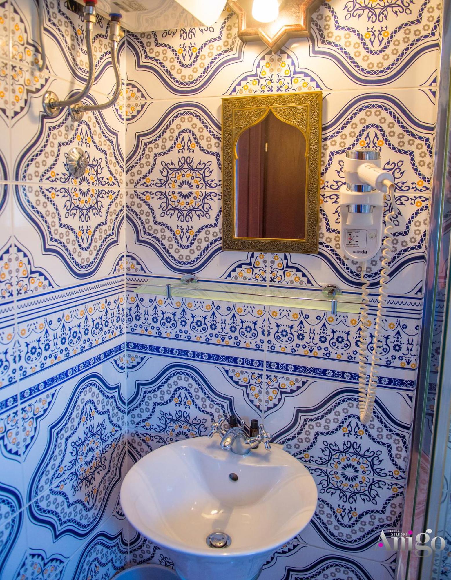 Apartments And Rooms Villa Sulejman موستار المظهر الخارجي الصورة